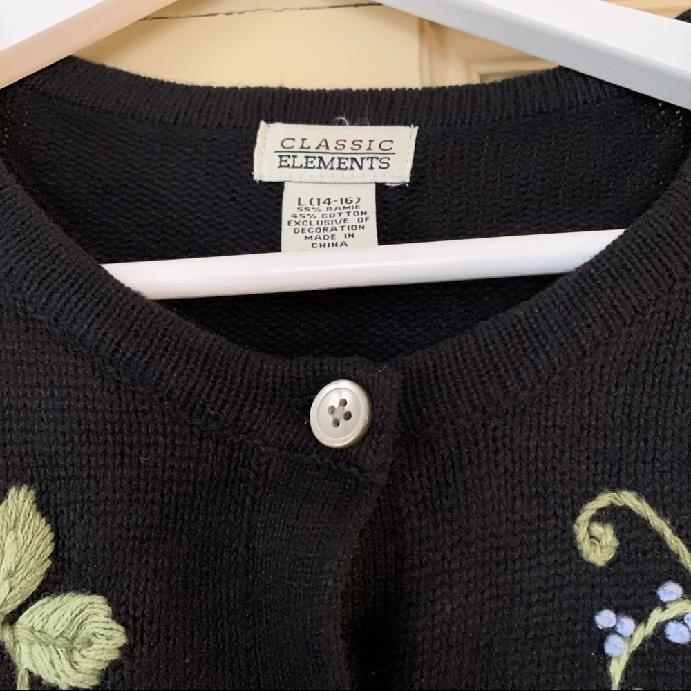 Vintage Embroidered Cottagecore Cardigan SZ L - Picture 3 of 13